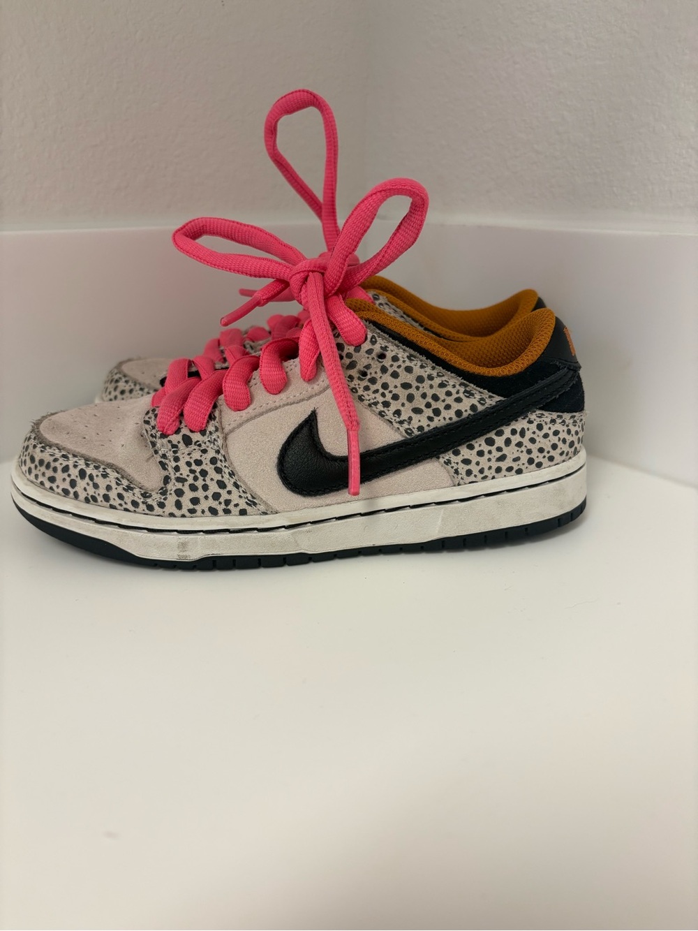 Nike SB Kids Sneakers Size 13C – Pink Laces + Original Blue Laces
